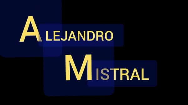 ALEJANDRO MISTRAL baila y muestra una enorme polla en ropa interior blanca