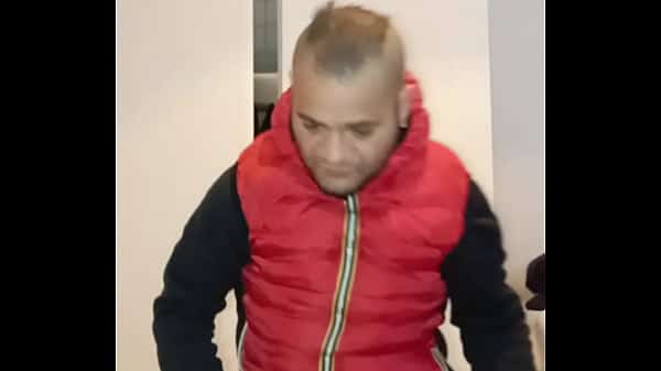 Un scally en doudoune et en sweat