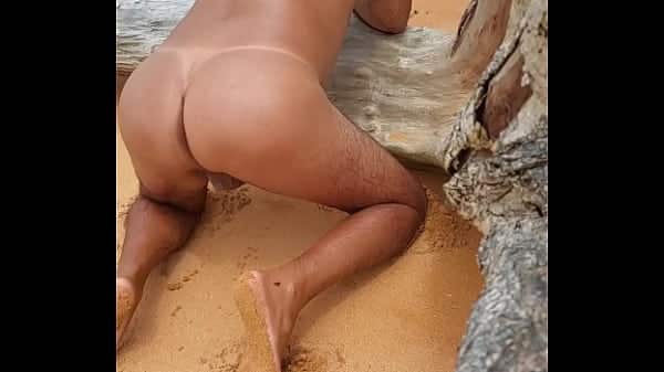 Ladysilva na praia que bunda gostosa de marquinha pra fuder