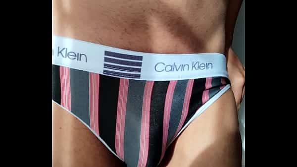 Tanga caliente calvin klein