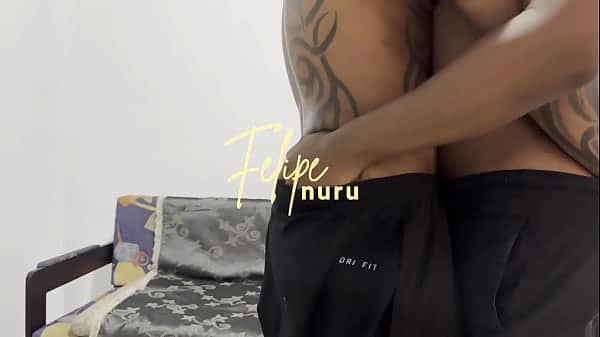 GOSTOSO ME FUDEU DE QUATRO