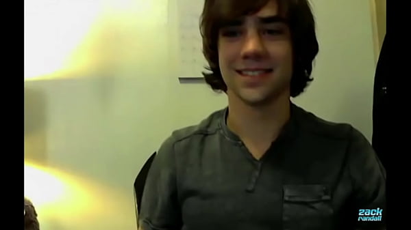 ZackRandall: Horny Zack Randall Bends Over To Suck His Own Dick